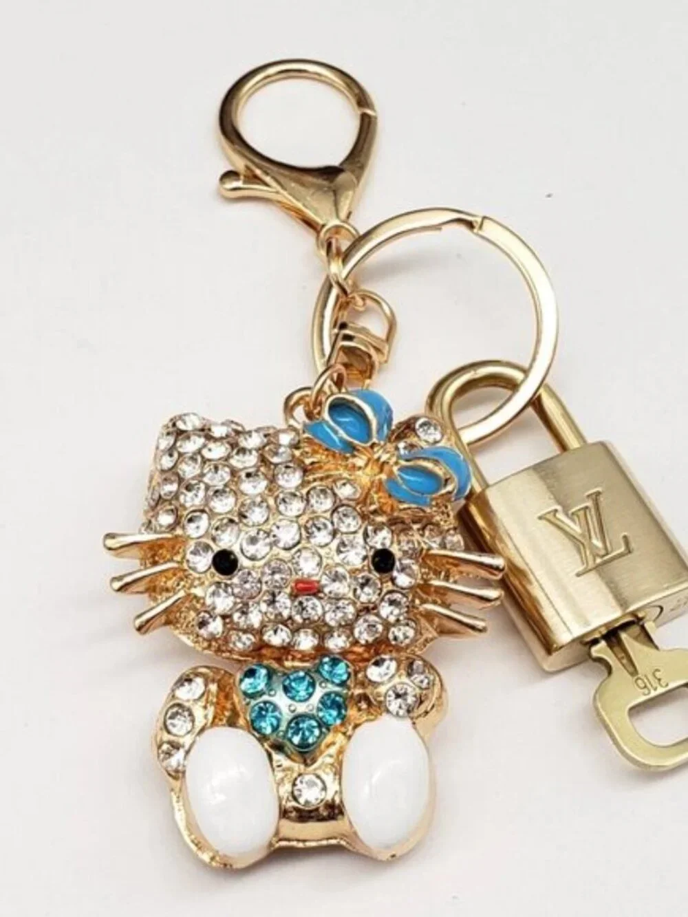 Louis Vuitton Authentic Gold Padlock 🔒 Key+Unbranded Hello Kitty Keychain/Charm - Picture 7 of 7